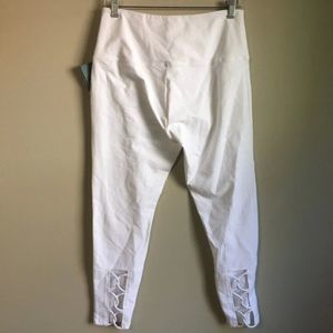 NWT Lysse large white workout pants